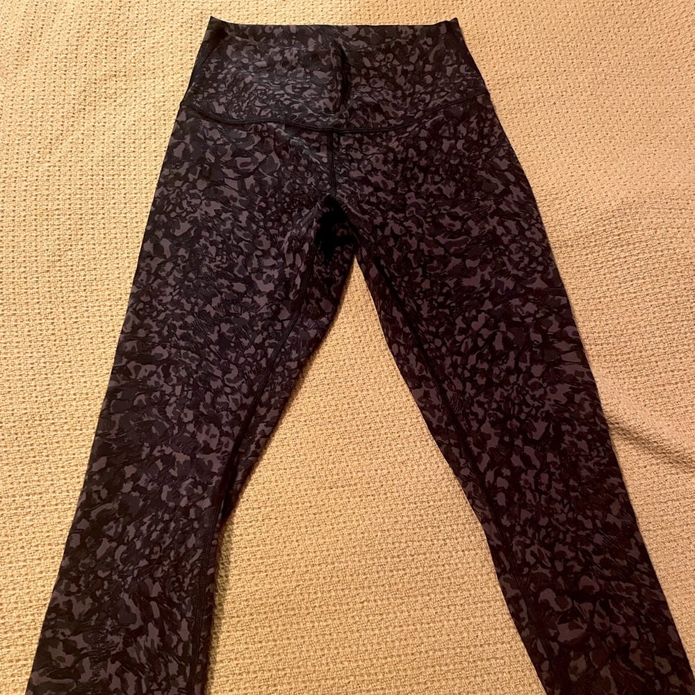 Lululemon HR cropped leggings